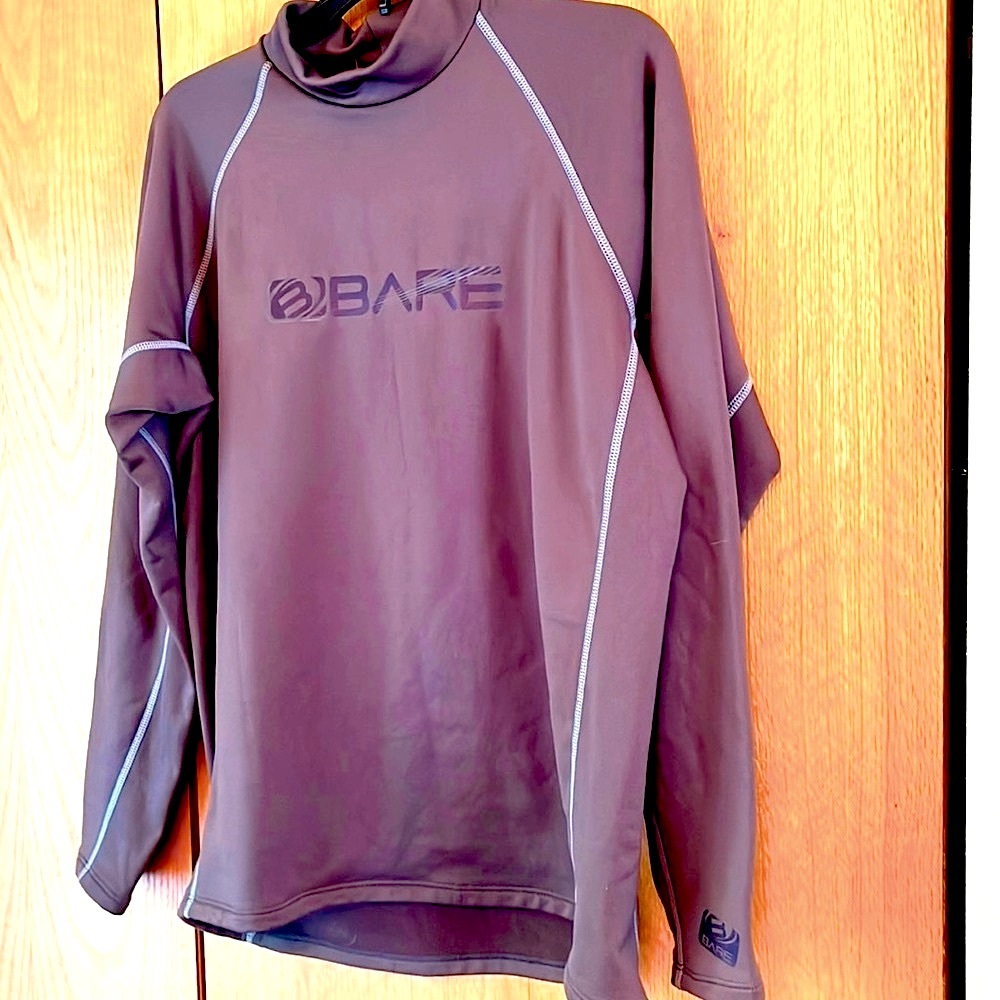 BARE Chillguard men L fleece backed long sleeve dive surf swim dry rash guard